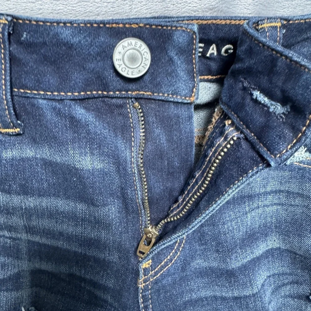 American Eagle Jeans Womens 4 X Short Dark Wash Super Stretch X Distressed‎